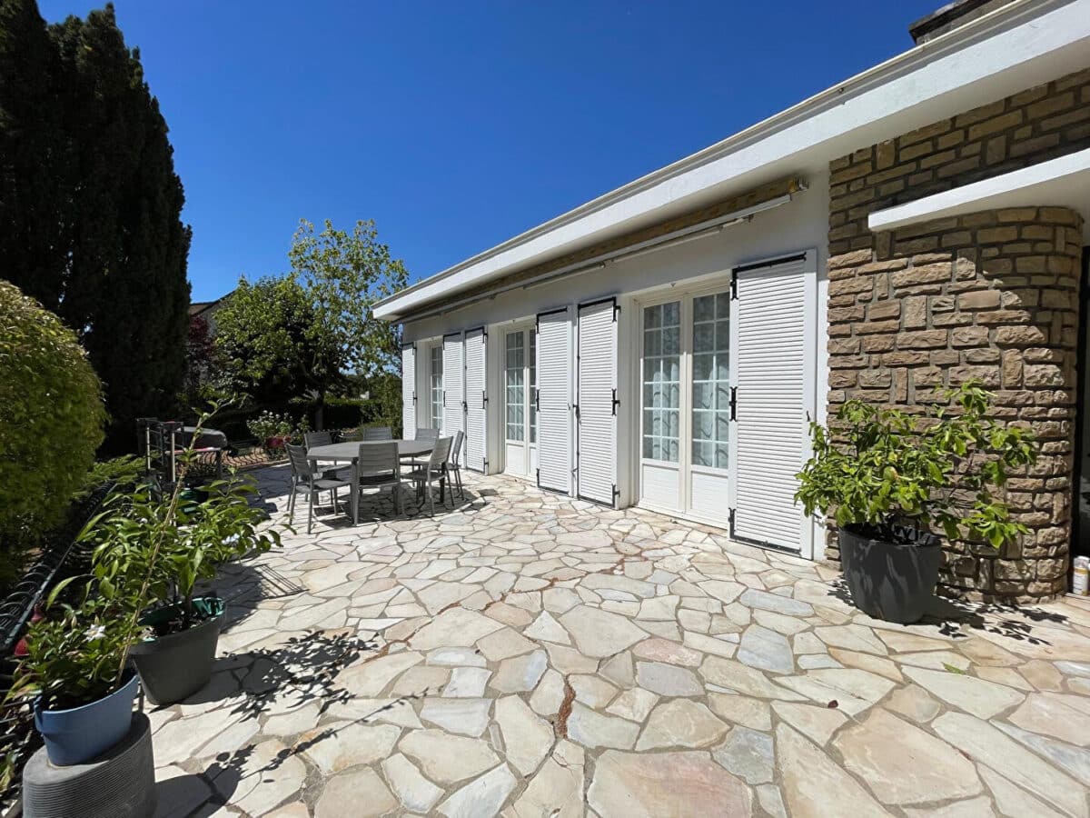 Maison 5 pièces 180 m² · à Sciecq · 180 m² · 320 000 €