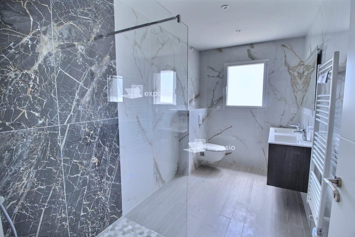 Maison 6 pièces 137 m² · à Chauray · 137 m² · 410 000 €
