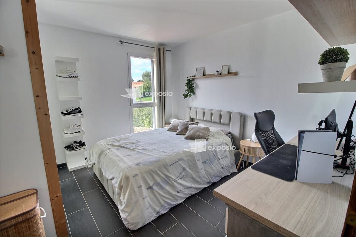Maison 7 pièces 205 m² · à Chauray · 205 m² · 564 000 €