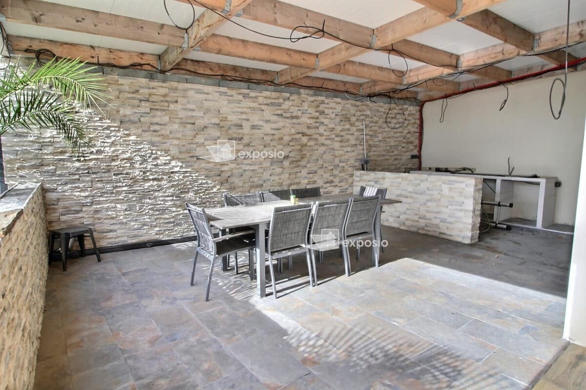 Maison 5 pièces 136 m² · à Chauray · 136 m² · 379 000 €